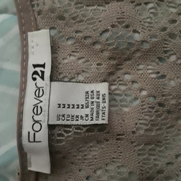 Blouse - Picture 2 of 2